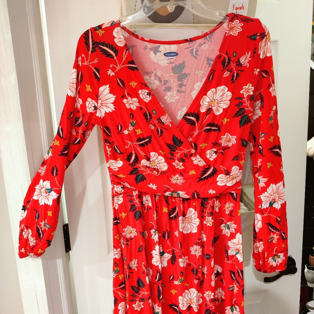 Red floral maternity dress